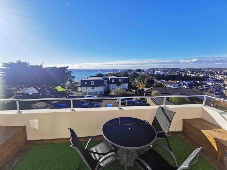 Number 7 Torquay Stunning Sea Views Exterior photo