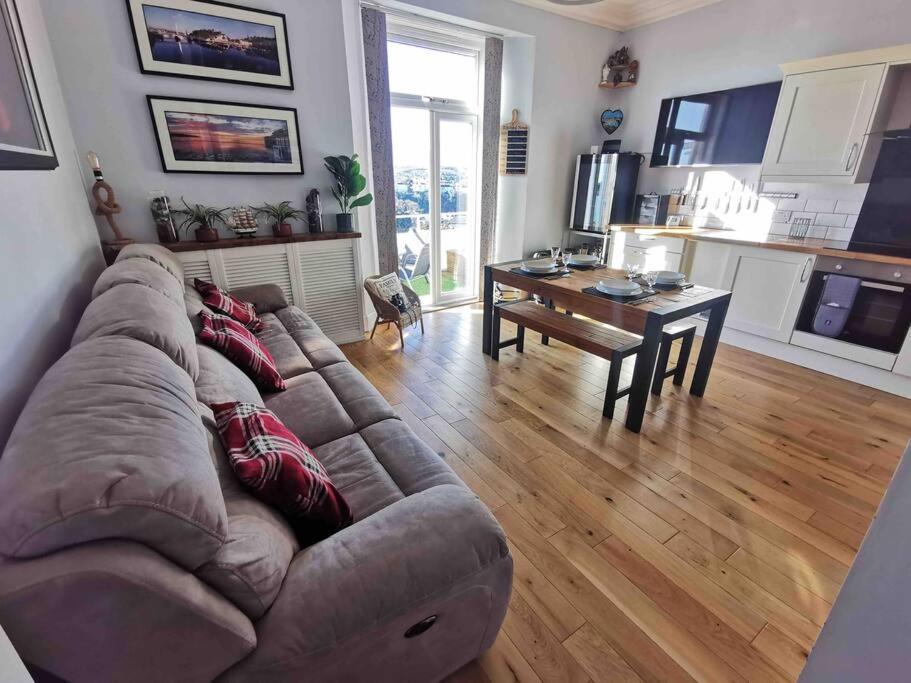 Number 7 Torquay Stunning Sea Views Exterior photo